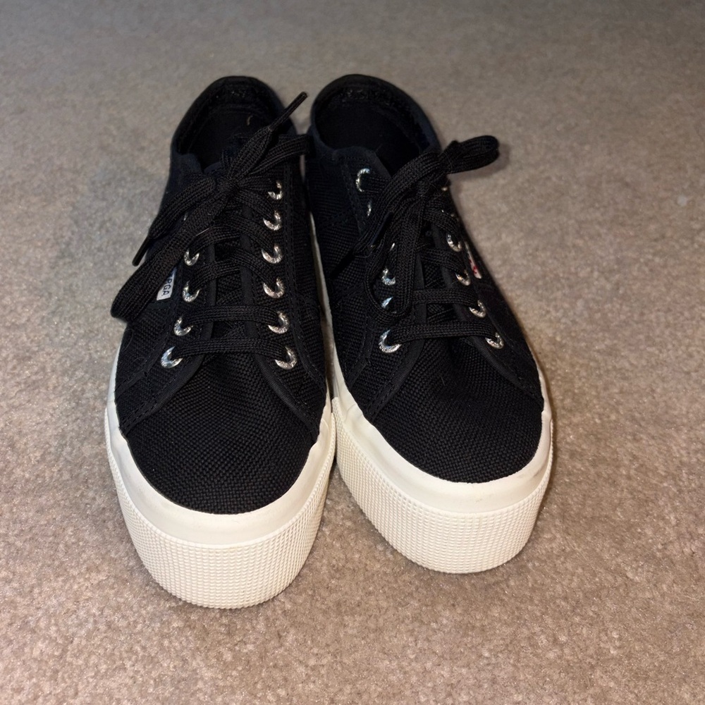 Superga Women’s platform sneaker